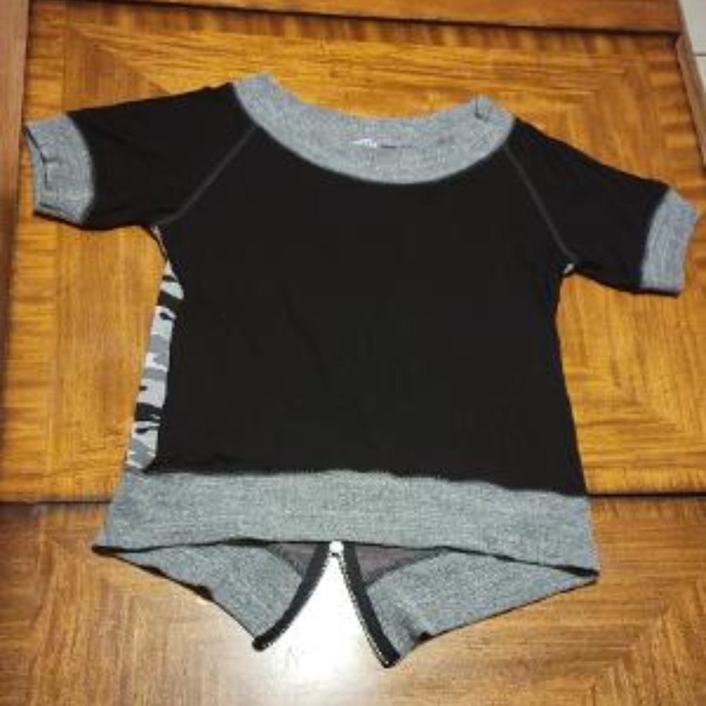 Jude Collection Mixed Fabric Zipper Detail Top